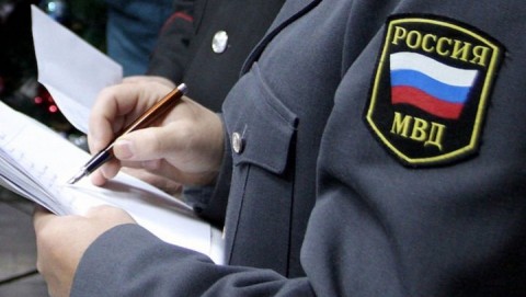 В Чувашию полицейские доставили уроженца Волгоградской области за обман фанатки известной музыкальной группы